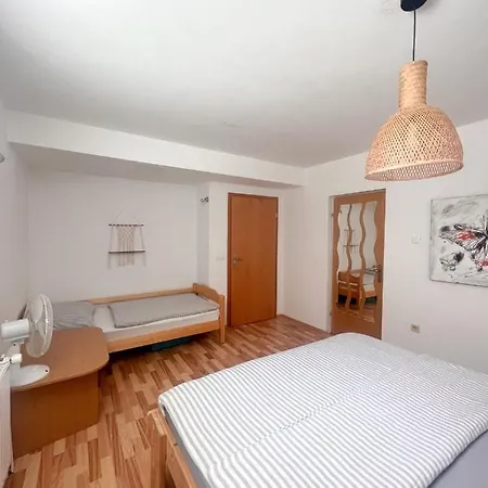 Lovely Basement Appartamento