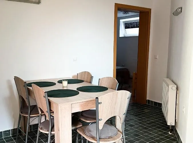 Lovely Basement Bled