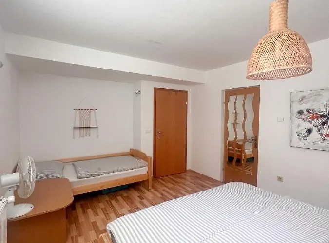 Lovely Basement 아파트